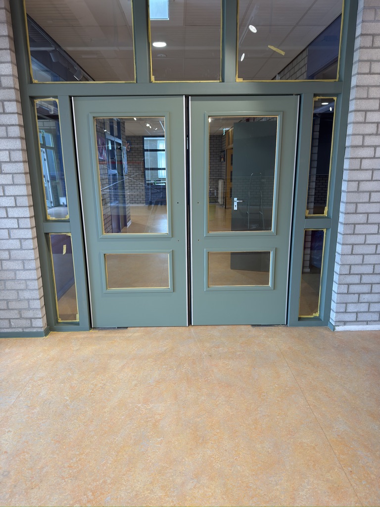 Deuren wrappen, een project van Cornelissen